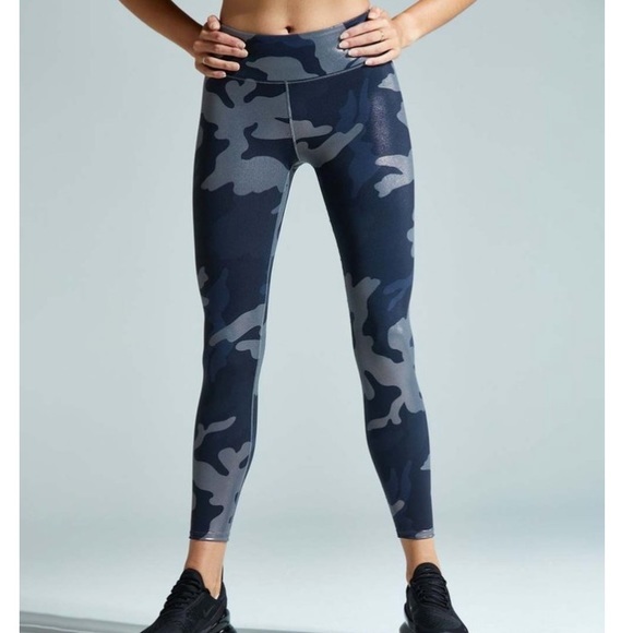 Noli Yoga Blue Camo Guerra Leggings Compression Fit Women’s Small - Picture 1 of 5